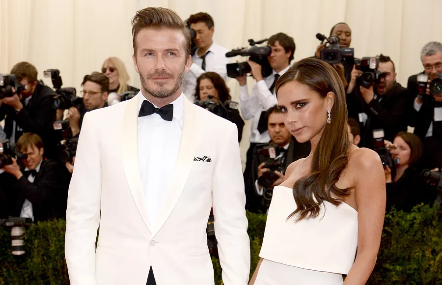 Victoria y David Beckham celebran 22 años juntos recordando sus matching looks