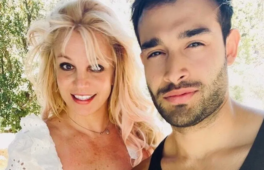 Todos los detalles de "The Britney", el anillo de compromiso de Britney Spears